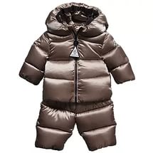 Как выбрать зимний комбинезон ребенку Как выбрать зимний комбинезон ребенку