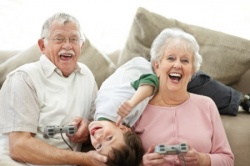 Бабушки и дедушки балуют ребенка – что делать? Бабушки и дедушки балуют ребенка – что делать?