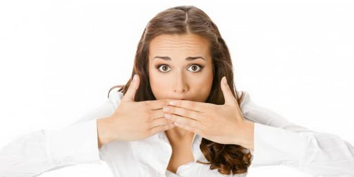 Причины запаха изо рта